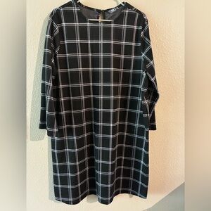 Max Black and White Plaid Dress size 16